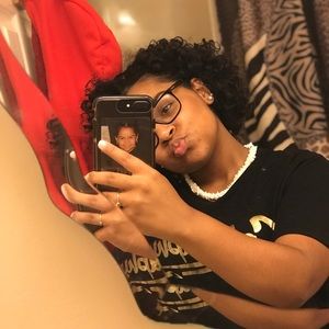 Meet your Posher, Shailany